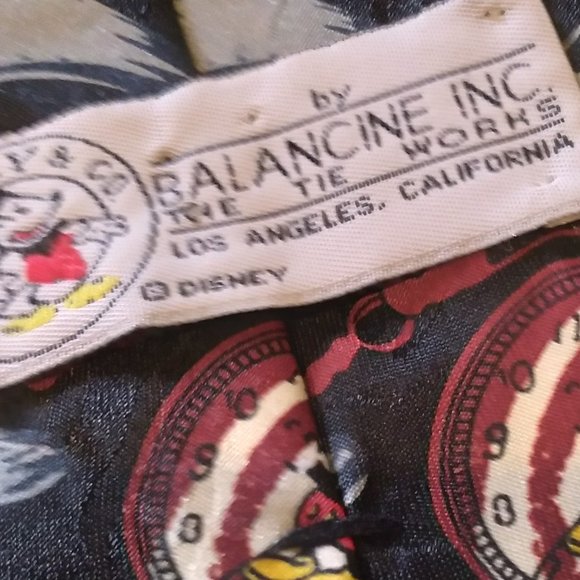 Mickey Mouse Tie (rd) - Picture 2 of 2